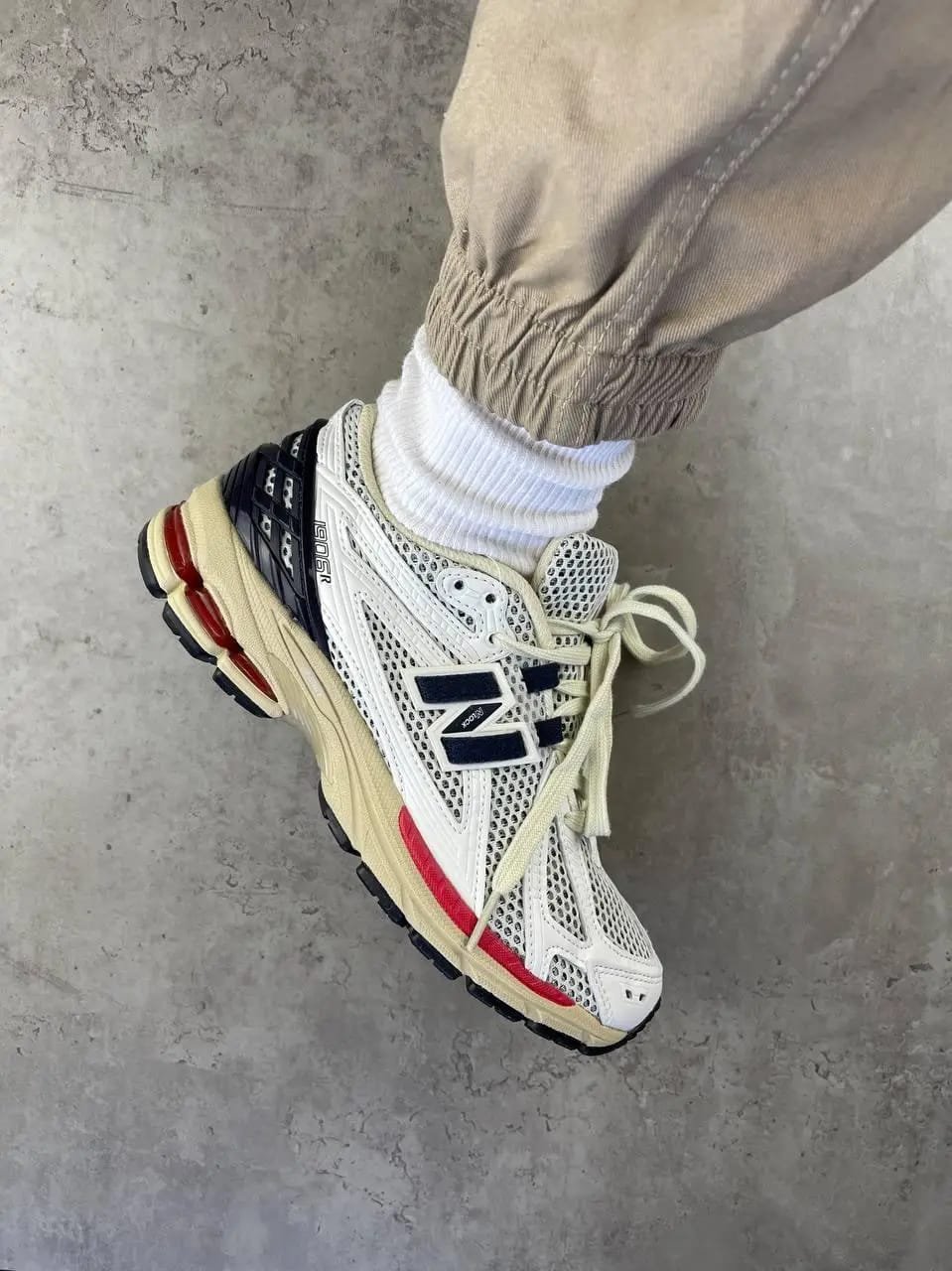 First Copy Shoes New Balance 1906R Sea Salt Eclipse True Red 9 First Copy Shoes New Balance 1906R Sea Salt Eclipse True Red