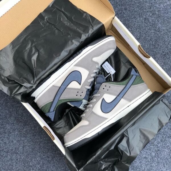 First Copy Shoes Otomo Katsuhiro x Nike SB Dunk Low Grey Blue