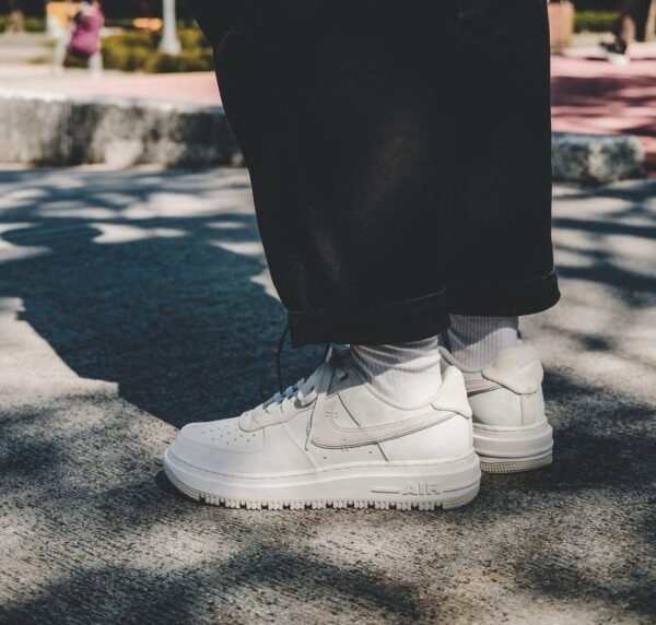 First Copy Shoes Nike Air Force 1 Luxe Summit White