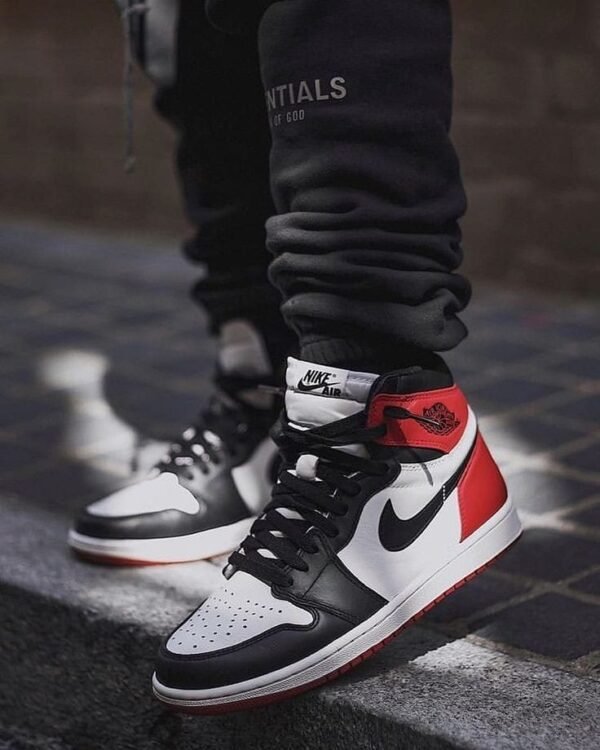 First Copy Shoes Nike Air Jordan Retro 1 Black Toe