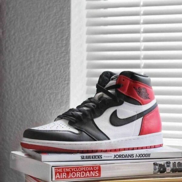 First Copy Shoes Nike Air Jordan Retro 1 Black Toe