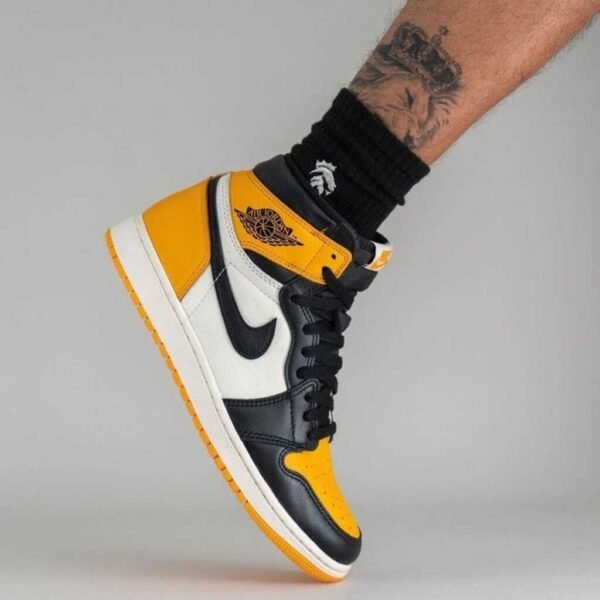 First Copy Shoes Nike Air Jordan Retro 1 High Taxi