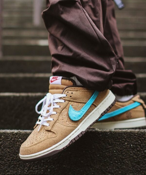 First Copy Shoes Nike SB Dunk Low Clot Cork