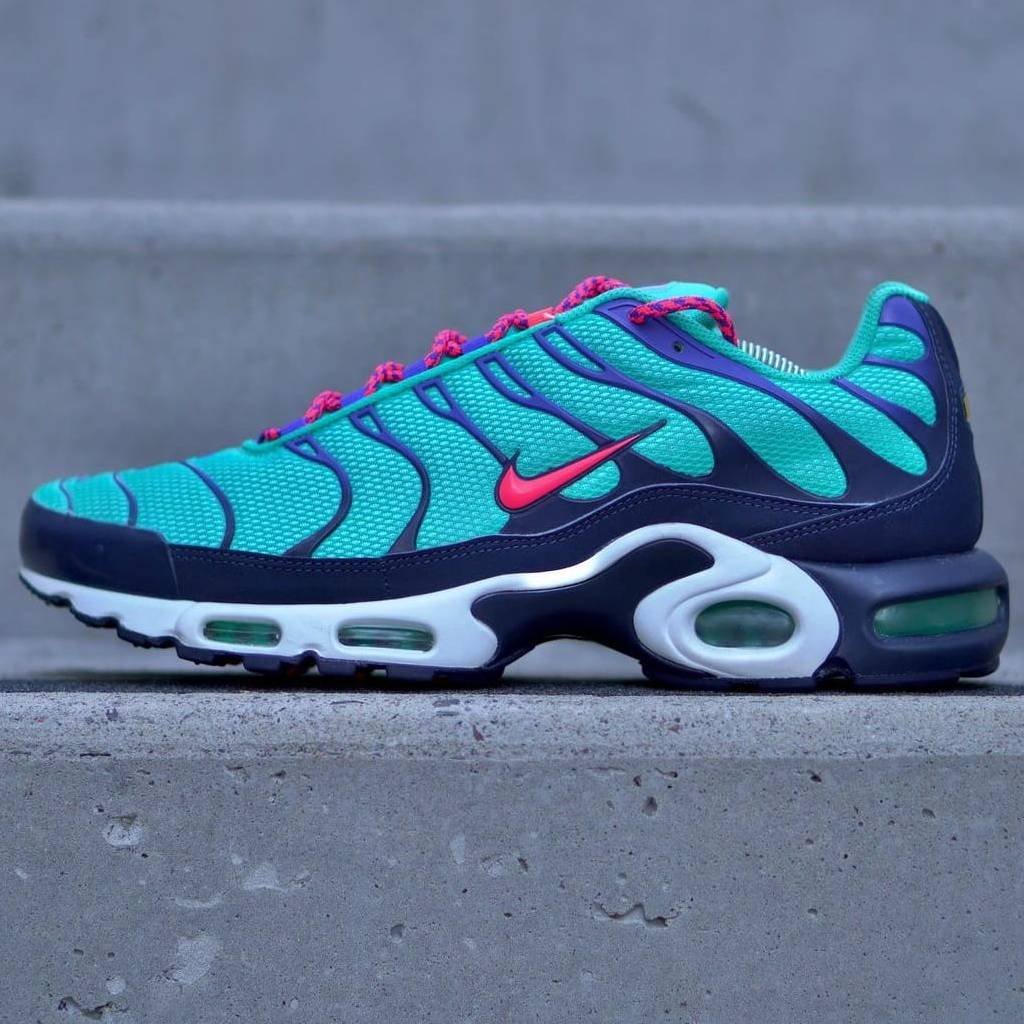 First Copy Shoes Nike Airmax Plus Discover Your Air