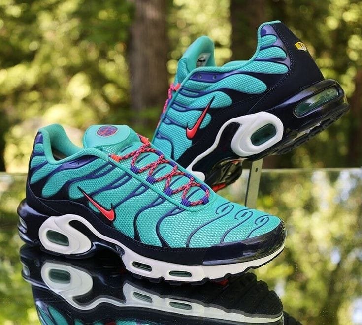 First Copy Shoes Nike Airmax Plus Discover Your Air