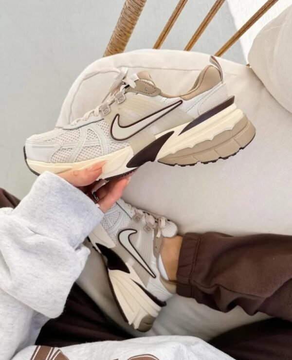 First Copy Shoes Nike V2K Run Light Orewood Brown