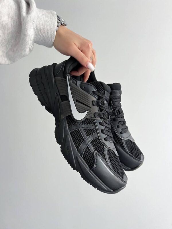 First Copy Shoes Nike V2k Run Black