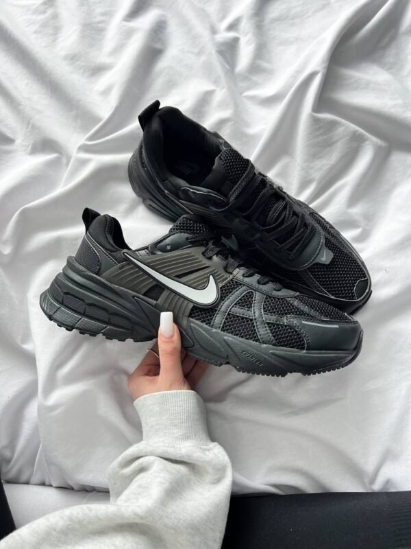 First Copy Shoes Nike V2k Run Black