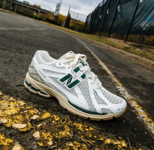 First Copy Shoes New Balance 1906R White-Green