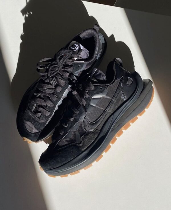 First Copy Shoes Nike Sacai Vaporwaffle Off Noir