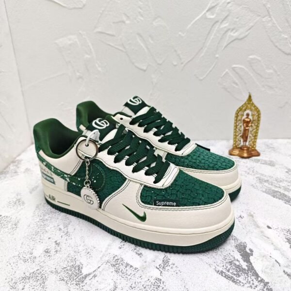 First Copy Shoes Airforce 1 X Supreme Gucci 2025