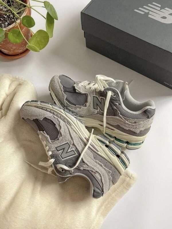 First Copy Shoes New Balance 2002R Rain Cloud-3