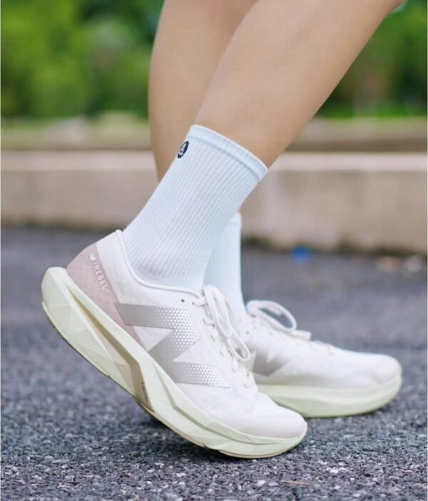 First Copy Shoes New Balance SC Elite V4 Rebel-3