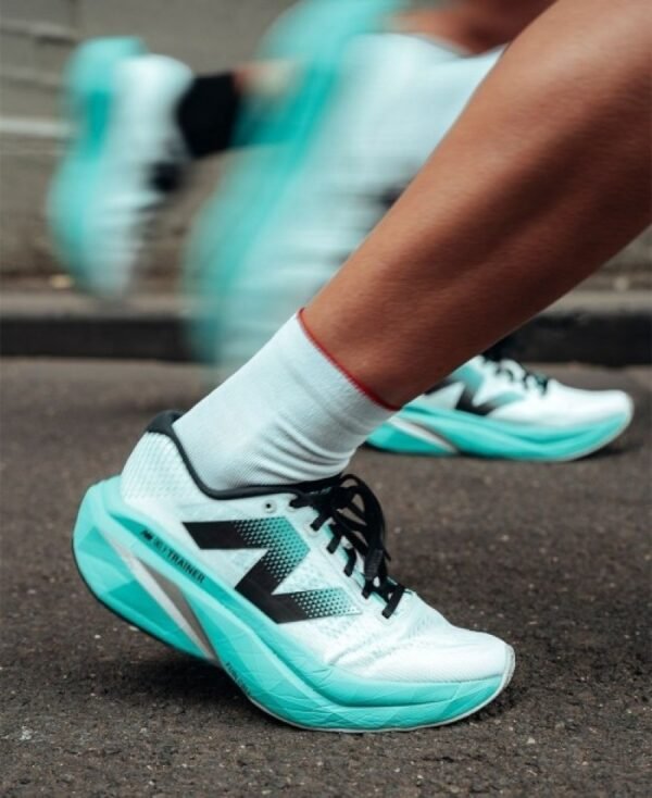 First Copy Shoes New Balance SuperComp Trainer V3-4