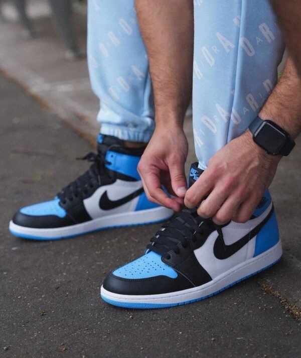 First Copy Shoes Nike Air Jordan Retro 1 High UNC Toe-3