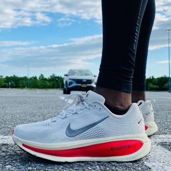 First Copy Shoes Nike Zoom Vomero 18 Platinum Siren Red