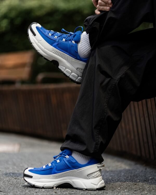 First Copy Shoes Nike Zoom Vomero 5 Roam Racer Blue-7