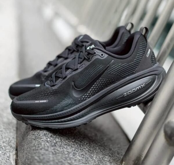First Copy Shoes Nike Vomero 18 Triple Black-1