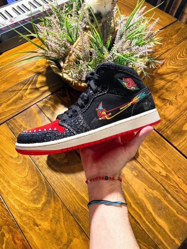 First copy Shoes Nike Air Jordan 1 Mid Siempre Familia-1
