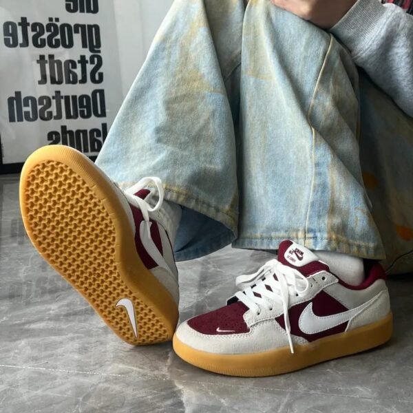 Nike SB Force 58 Skate Team Red - Image 2