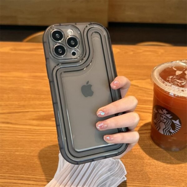 iPhone 15 Clear Armour Anti-Yellow MagSafe Case-3