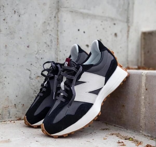 First Copy Shoes New Balance 327 Black White-1