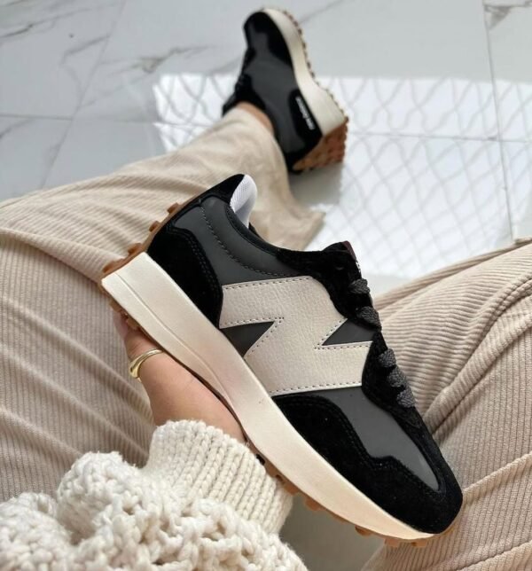 First Copy Shoes New Balance 327 Black White-6