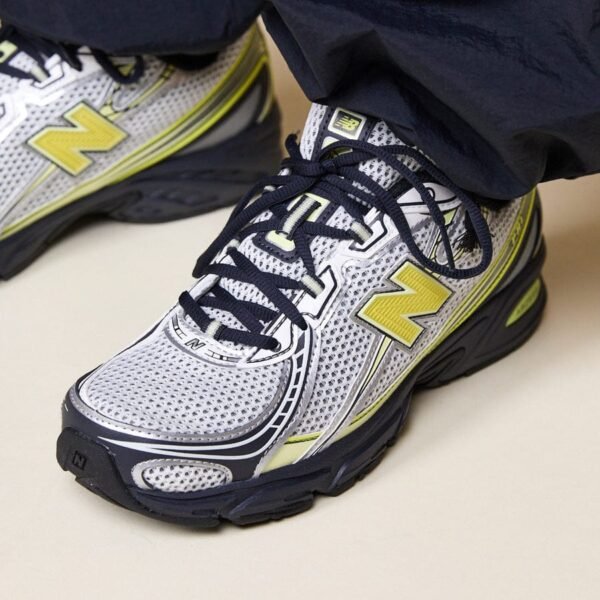 First Copy Shoes New Balance 740 Sea Salt Phantom Firefly-5.