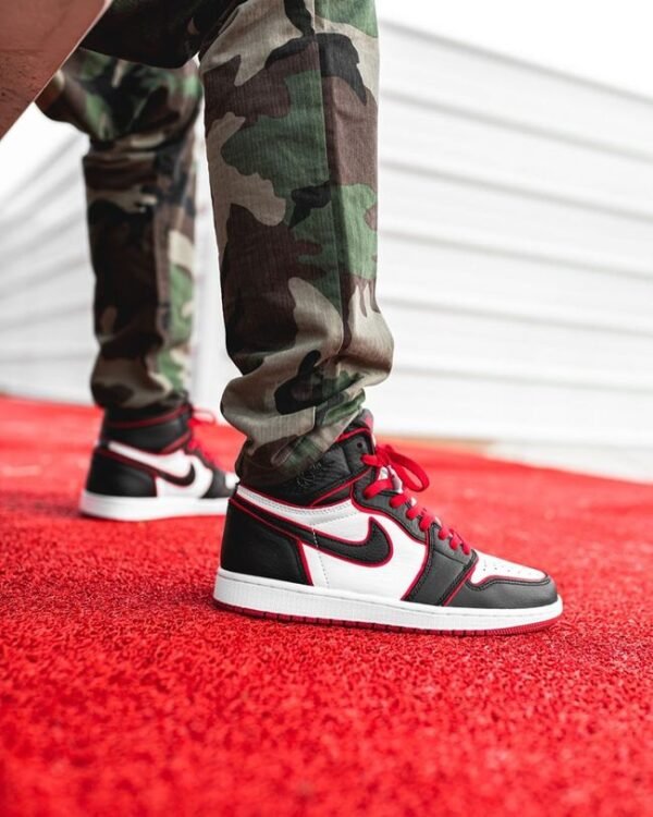 First Copy Shoes Nike Air Jordan Retro 1 Bloodline Semi UA-4