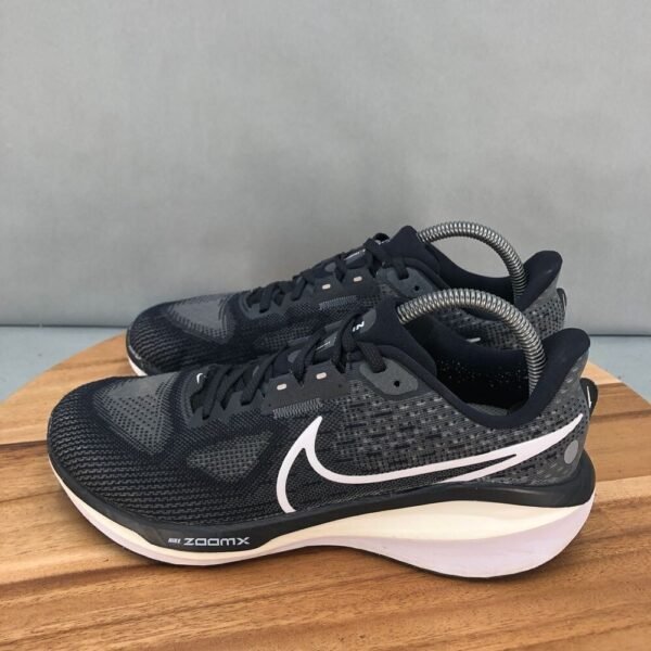 First Copy Shoes Nike Vomero 17 Wide Black White-3