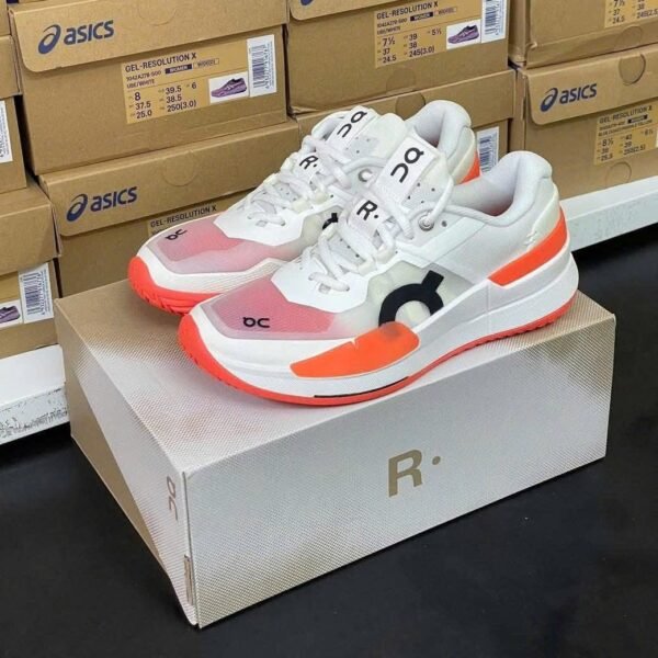 First Copy Shoes On Cloud Running The Roger Pro 2 White Flame-3