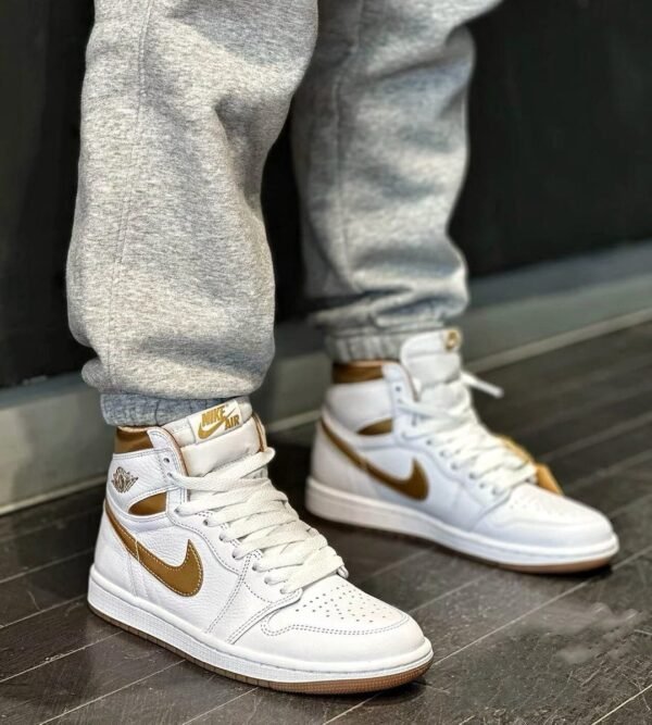 First Copy Shoes Nike Air Jordan 1 Retro High OG Metallic Gold-2