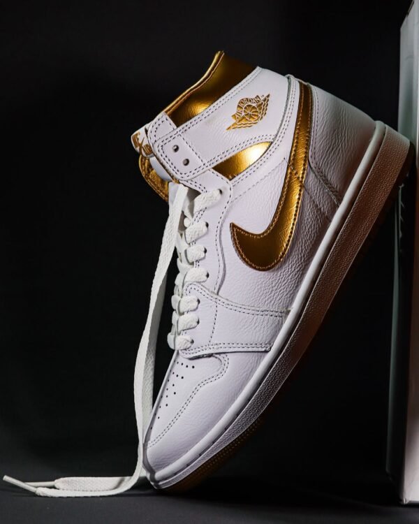 First Copy Shoes Nike Air Jordan 1 Retro High OG Metallic Gold-6