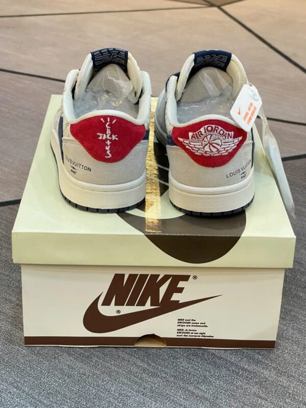 First Copy Shoes Travis Scott x Fragment Design x Air Jordan 1 Low OG SP Louis Vuitton-2