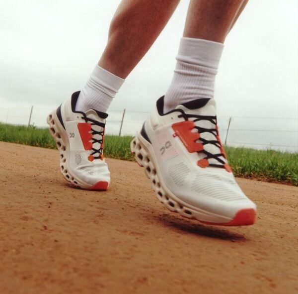 First Copy Shoes On Running Cloudstratus 3 White Sand-2