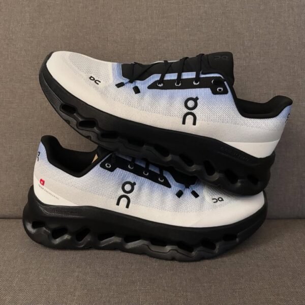 First Copy Shoes On Running Cloudtilt Ultramarine Eclipse White Blue-3