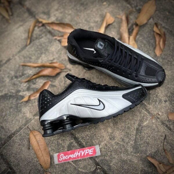 First Copy Shoes Nike Shox R4 Preto Prata-3