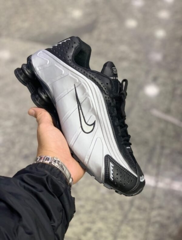 First Copy Shoes Nike Shox R4 Preto Prata-4