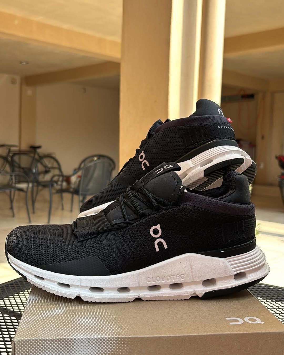 On Cloud Nova Running Black White 4 First Copy Shoes On Cloud Nova Running Black White-2