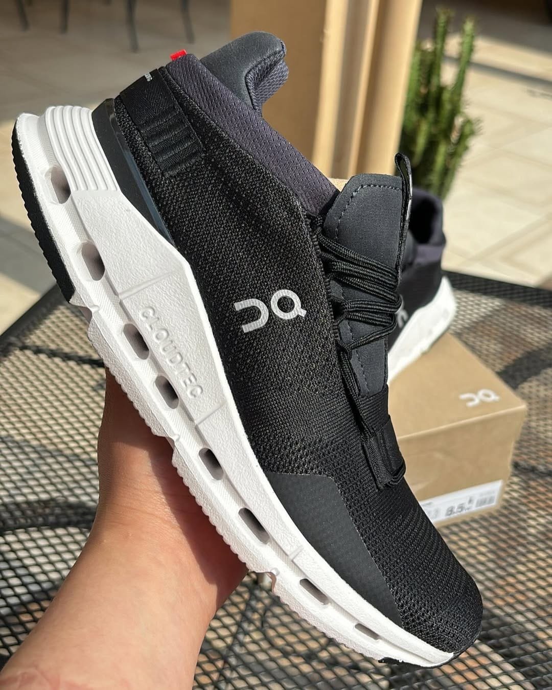 On Cloud Nova Running Black White 2 First Copy Shoes On Cloud Nova Running Black White-4